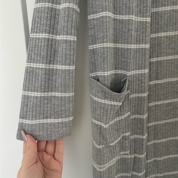 Buckle stripped cardigan - Picture 3 of 3